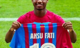 巴萨天才法蒂：从亿万身价到免费转会法甲，10号球衣成毁灭之印