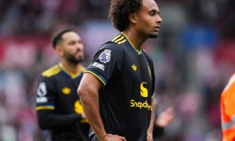 热门球员齐尔克泽转会风云：罗马曼联的博弈与期待