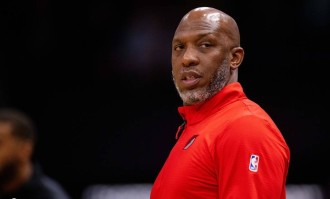 比卢普斯是历史唯一一位 对乔科詹胜率均为正的球员