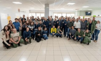 比利亚雷亚尔圣诞祝酒会：总结过往，剑指欧冠与热门球员新征程