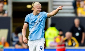 观战台：曼城火拼热刺争英超榜首 皇马巴萨冲击两连胜