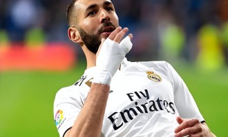 成都蓉城9月份外援首签官宣！24岁法甲锋霸转会入队，将报名踢亚冠精英赛